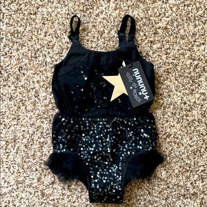 6-12 month baby bodysuit